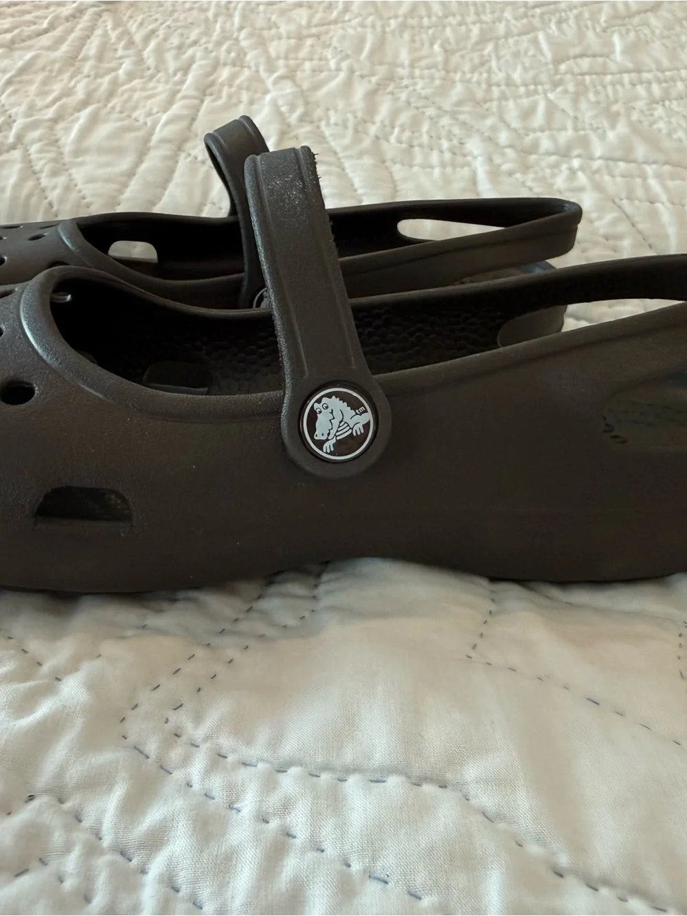 CROCS classic mary